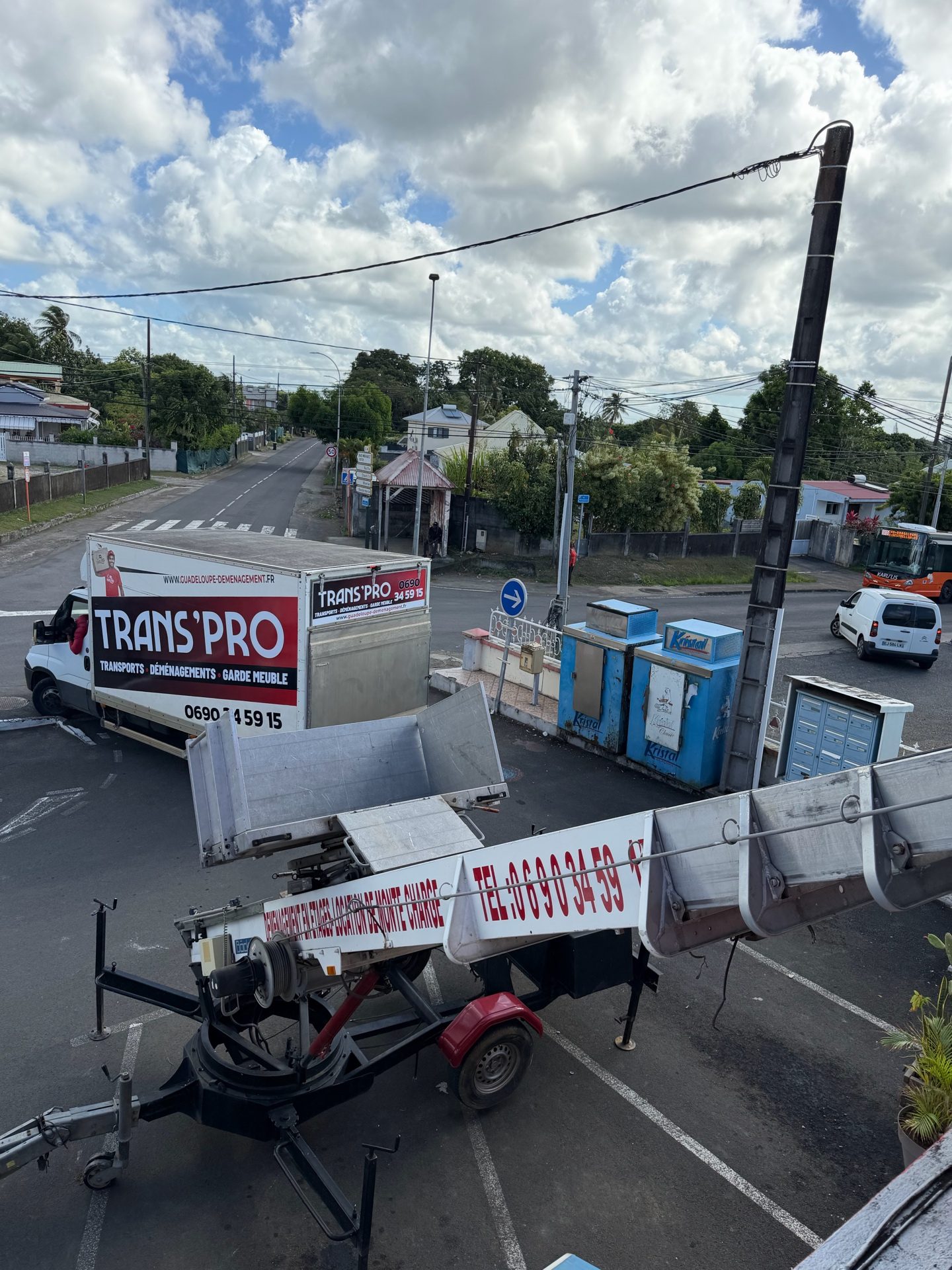 Monte-meuble Trans'Pro Guadeloupe immeuble
